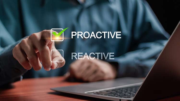 Proactive-vs-reactive